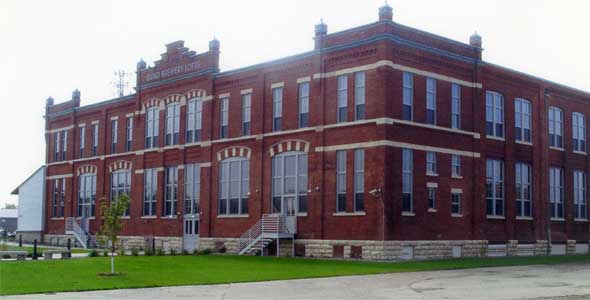 Historic preservation and solar are not mutually exclusive